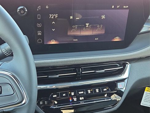 New 2026 Buick Envista Avenir FWD image 18