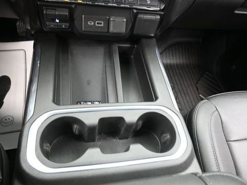 Used 2022 Chevrolet Silverado 2500 LTZ AWD/4WD image 11
