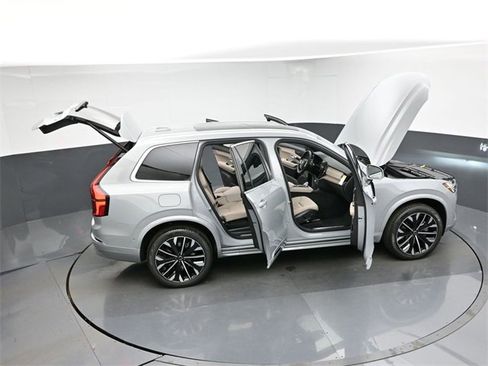 New 2026 Volvo XC90 B6 Plus w/ Protection Package Premier image 55