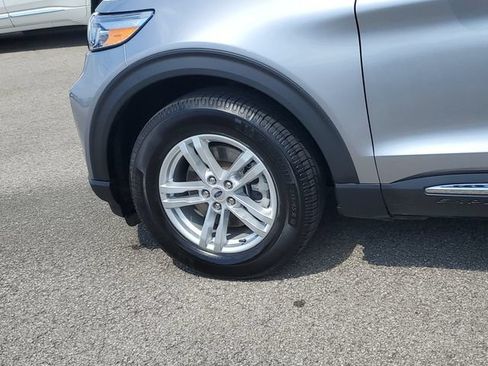 Used 2021 Ford Explorer XLT AWD/4WD image 8