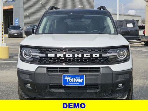 New 2025 Ford Bronco Sport Outer Banks image 3