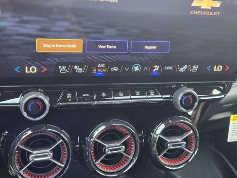 New 2025 Chevrolet Blazer EV RS AWD/4WD image 12