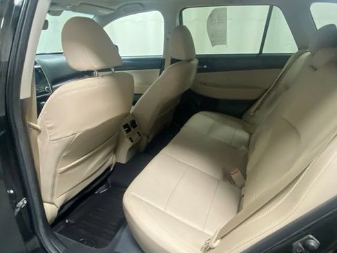 Used 2019 Subaru Outback 2.5i Limited AWD/4WD image 13