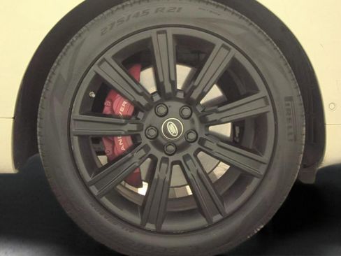 Used 2019 Land Rover Range Rover Sport HSE Dynamic image 8