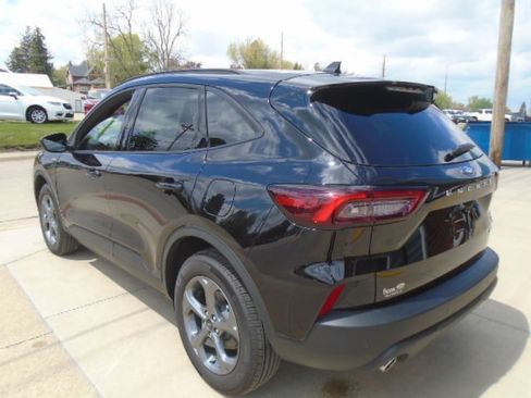 New 2026 Ford Escape ST-Line w/ Tech Pack #1 AWD/4WD image 4