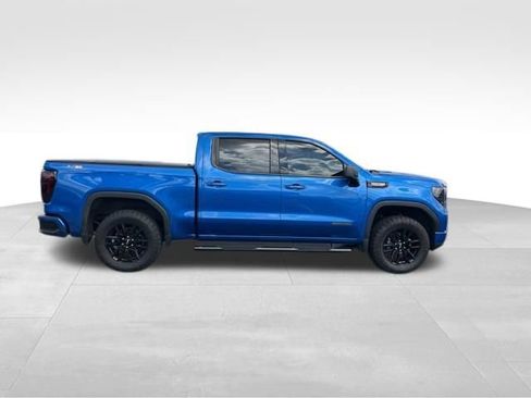 Used 2023 GMC Sierra 1500 Elevation w/ X31 Off-Road Package AWD/4WD image 9