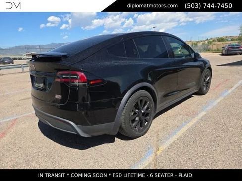 Used 2022 Tesla Model X Plaid AWD/4WD image 4