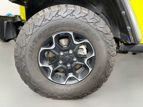 Used 2022 Jeep Wrangler Unlimited Rubicon 4xe image 30