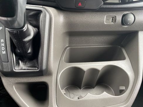 Used 2023 Ford Transit 350 XLT image 29