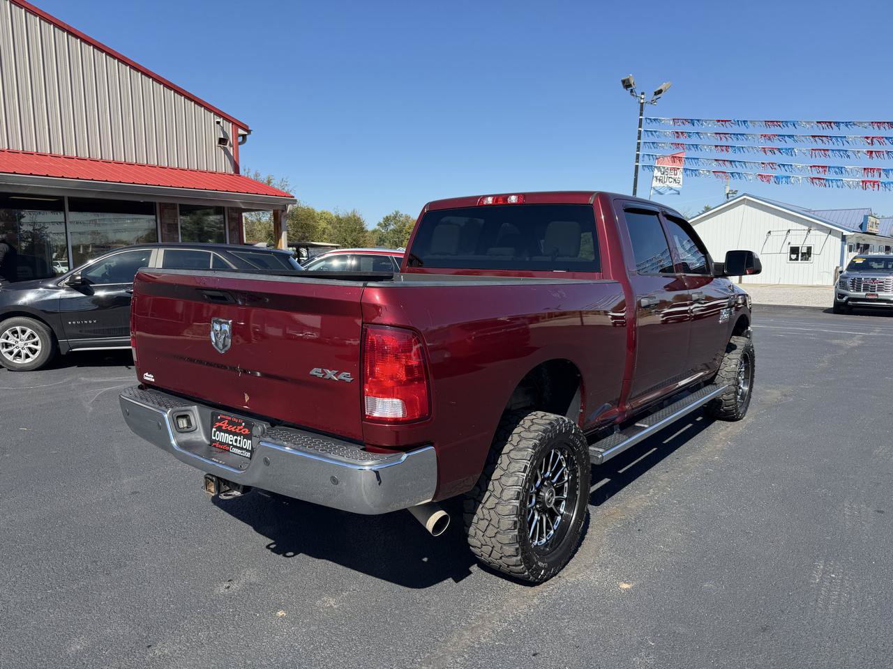 Used 2018 RAM 2500 Tradesman w/ Chrome Appearance Group AWD/4WD image 4