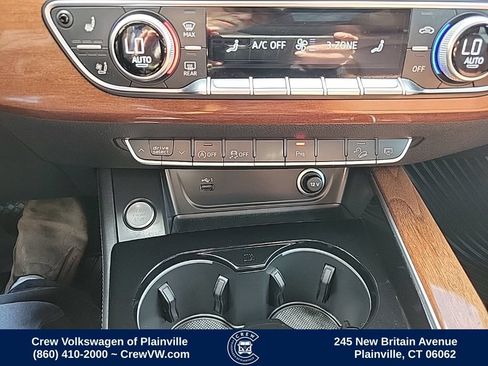 Used 2023 Audi A4 2.0T allroad Premium Plus AWD/4WD image 7