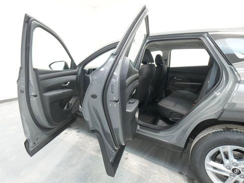 New 2026 Hyundai Tucson SE image 19