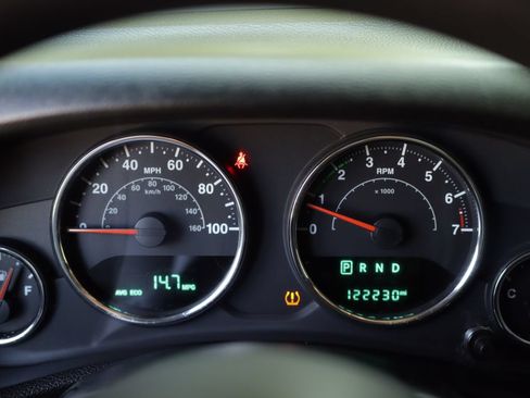 Used 2015 Jeep Wrangler Unlimited Sport AWD/4WD image 11