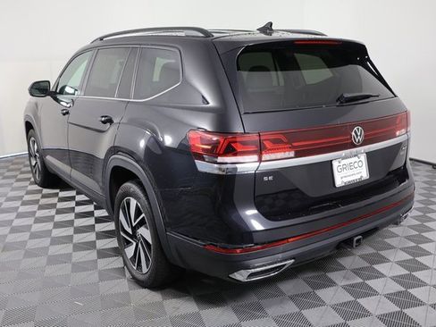 Used 2024 Volkswagen Atlas SE image 6