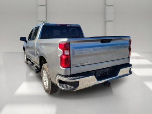 Used 2024 Chevrolet Silverado 1500 LT RWD image 8