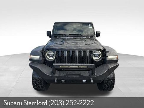 Used 2018 Jeep Wrangler Unlimited Rubicon AWD/4WD image 2