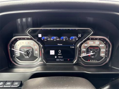 Used 2021 GMC Sierra 1500 AT4 w/ AT4 Premium Package image 29