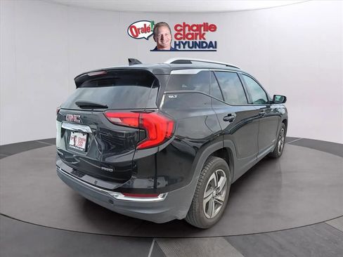 Used 2021 GMC Terrain SLT AWD/4WD image 3
