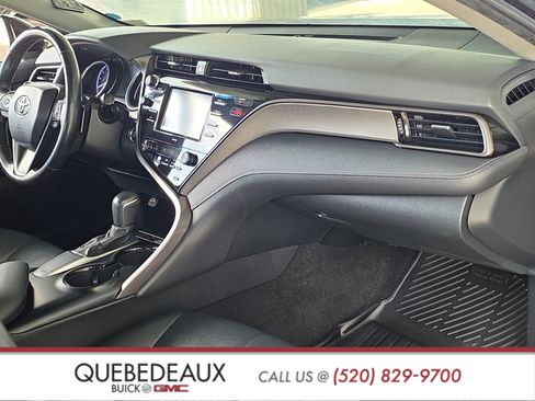 Used 2020 Toyota Camry SE w/ Convenience Package FWD image 25