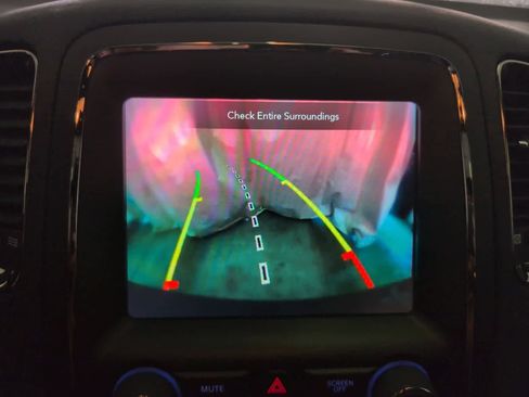 Used 2020 Dodge Durango GT image 29