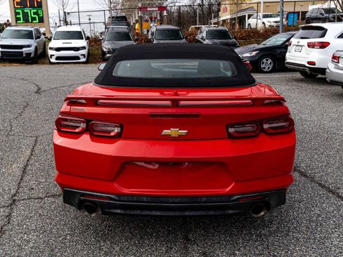 Used 2019 Chevrolet Camaro LT RWD image 5