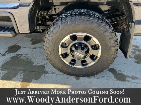 Used 2023 Ford F250 Lariat w/ Tremor Off-Road Package image 5