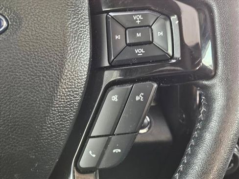 Used 2019 Ford F150 Lariat w/ Equipment Group 502A Luxury AWD/4WD image 26
