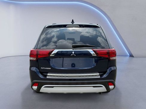 Used 2020 Mitsubishi Outlander ES FWD image 4