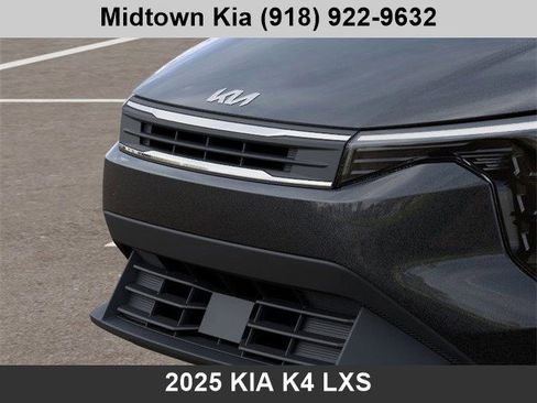 New 2025 Kia K4 LXS image 12