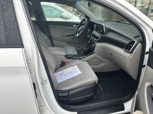 Used 2021 Hyundai Tucson SE FWD image 13