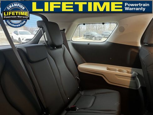 Used 2024 Kia Carnival SX image 35