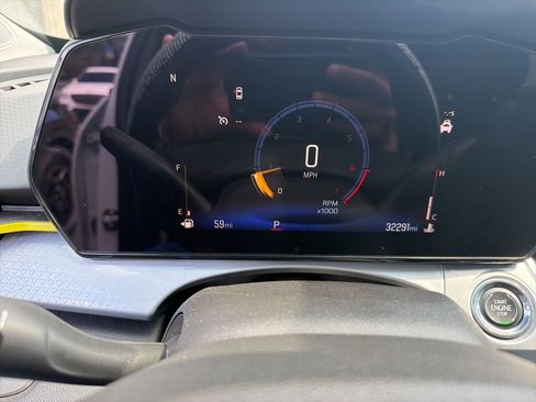 Used 2024 Chevrolet Trax LT FWD image 4