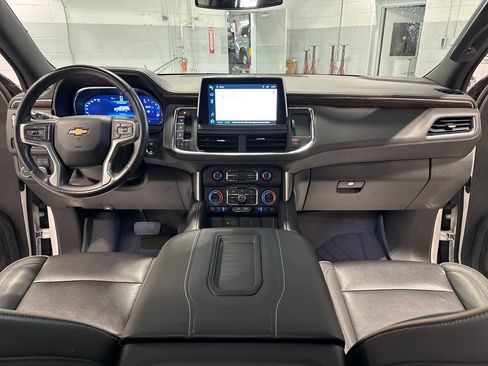 Used 2023 Chevrolet Tahoe Premier AWD/4WD image 41