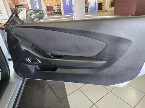 Used 2015 Chevrolet Camaro LT image 11