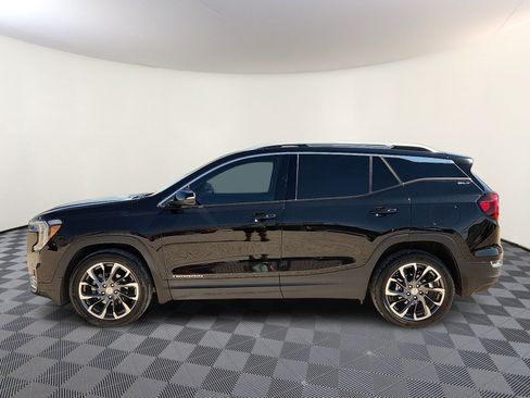 Used 2023 GMC Terrain SLT w/ LPO, Floor Liner Package FWD image 2