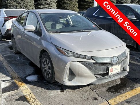 Used 2021 Toyota Prius Prime XLE image 1