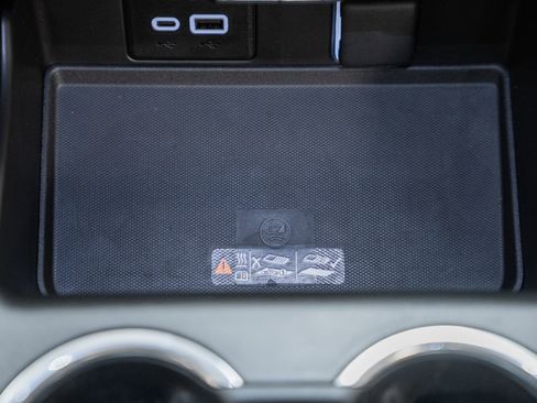 Used 2024 Chevrolet Tahoe Z71 image 31