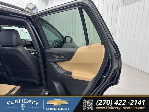 New 2026 Chevrolet Equinox ACTIV w/ Convenience Package III image 15