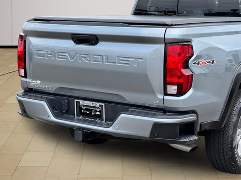 Used 2024 Chevrolet Colorado LT w/ LT Convenience Package II AWD/4WD image 42