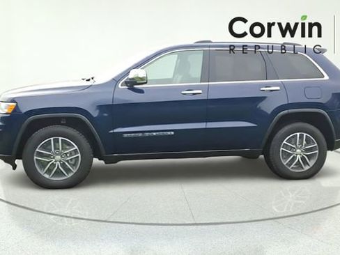 Used 2018 Jeep Grand Cherokee Limited AWD/4WD image 4