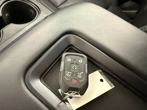 Used 2019 GMC Yukon SLT w/ Open Road Package AWD/4WD image 24