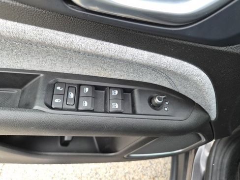 Used 2022 Jeep Compass Latitude image 17