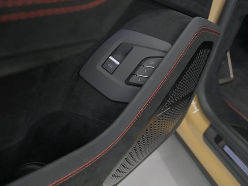 Used 2023 Lamborghini Urus Performante AWD/4WD image 54