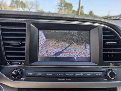 Used 2018 Hyundai Elantra Value Edition image 9