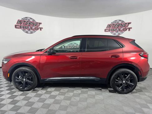 Used 2022 Buick Envision Essence w/ Sport Touring Package image 4