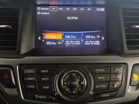 Used 2018 Nissan Pathfinder SL w/ Midnight Edition Package image 25