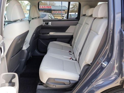 New 2026 Hyundai Santa Fe SEL FWD image 9