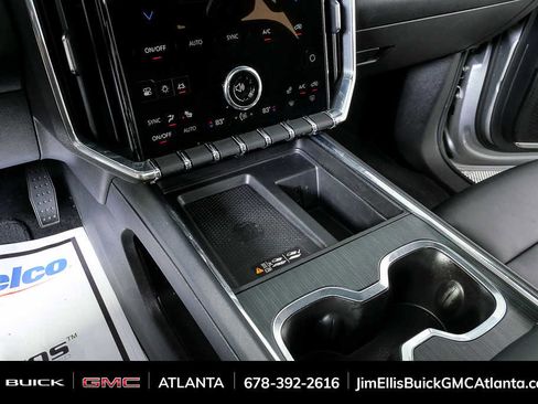 Used 2024 GMC Acadia Elevation w/ Luxury Package image 18