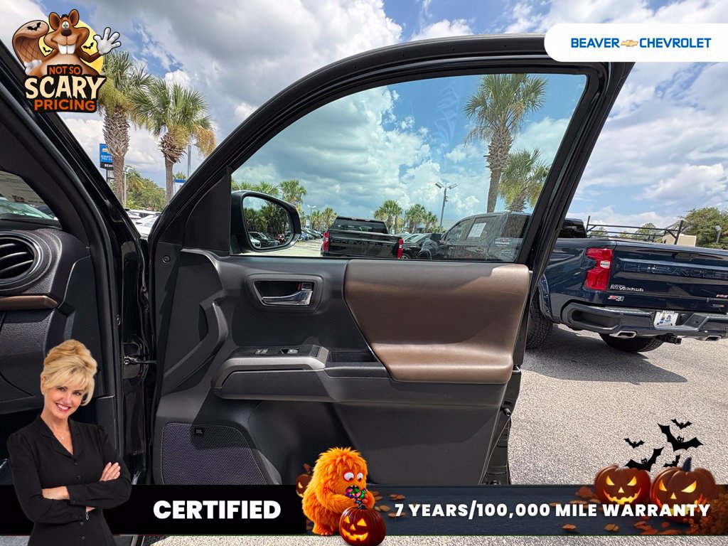 Used 2023 Toyota Tacoma Limited AWD/4WD image 31