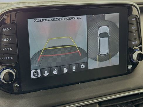 Used 2020 Hyundai Santa Fe Limited image 16